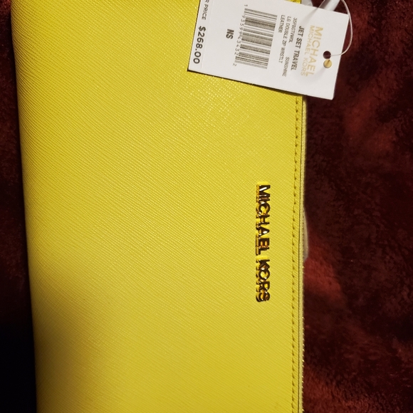 Michael kors wallet - Picture 5 of 7